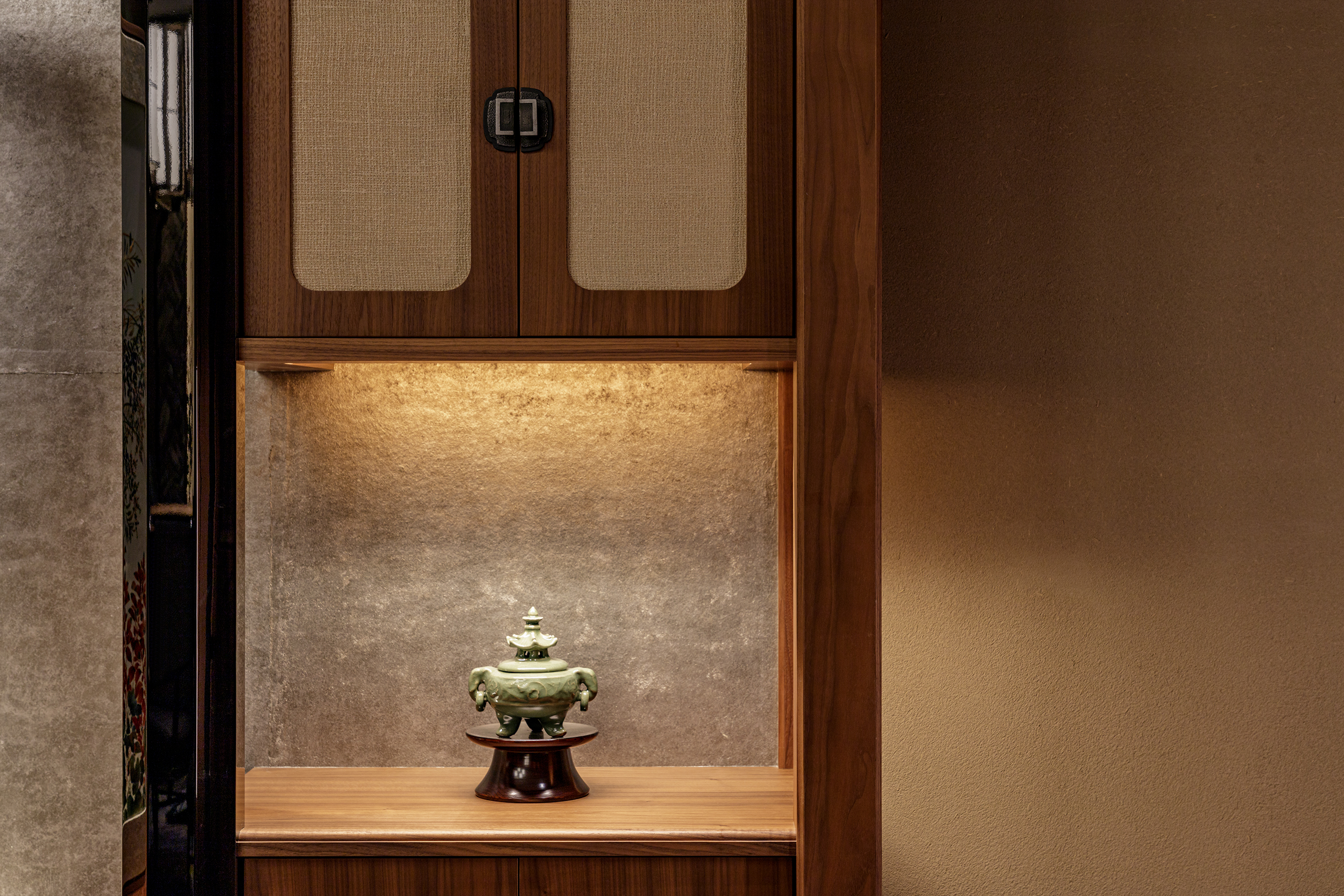 Karuizawa Prince Hotel West TOHRI Private Room Incense burner
